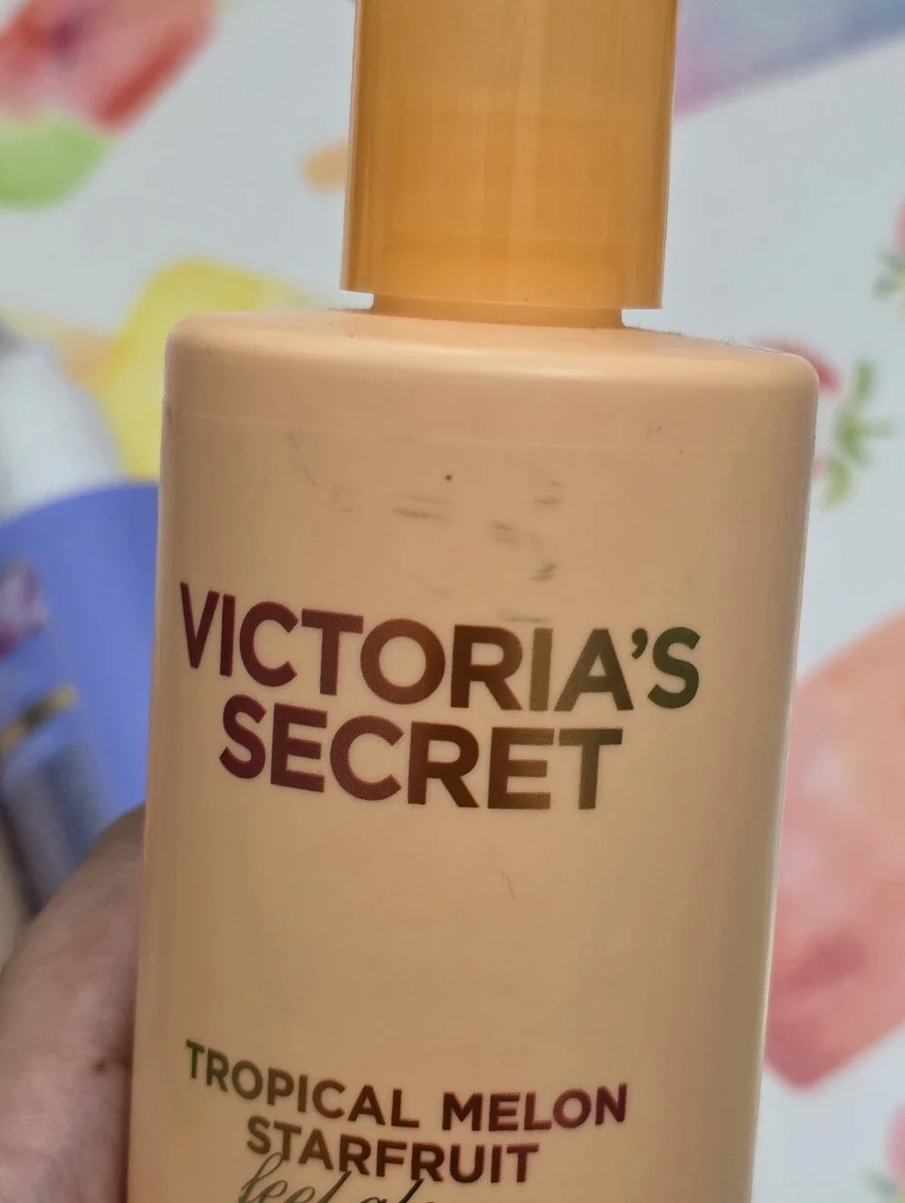 Victoria's Secret Hydrating Body Lotions in Red, Beige, Purple, Peach 4pc NEW